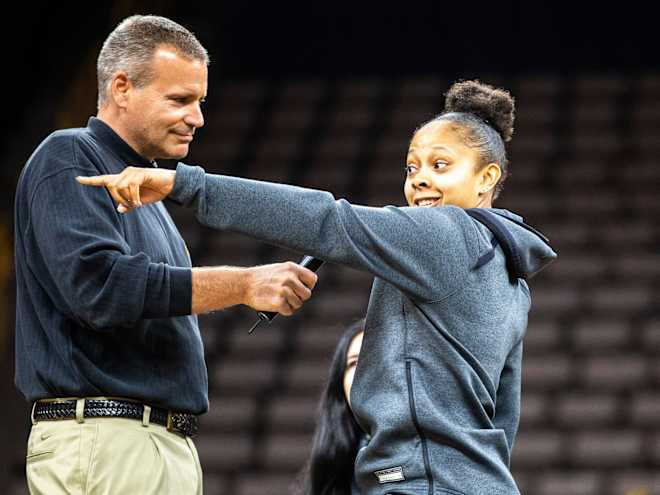Tania Davis Departs Iowa WBB Program