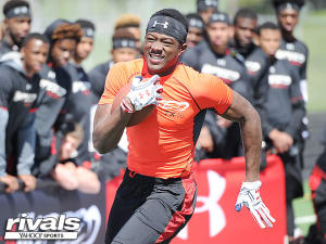 Omar Manning re-affirms commitment to #CarterBoys17
