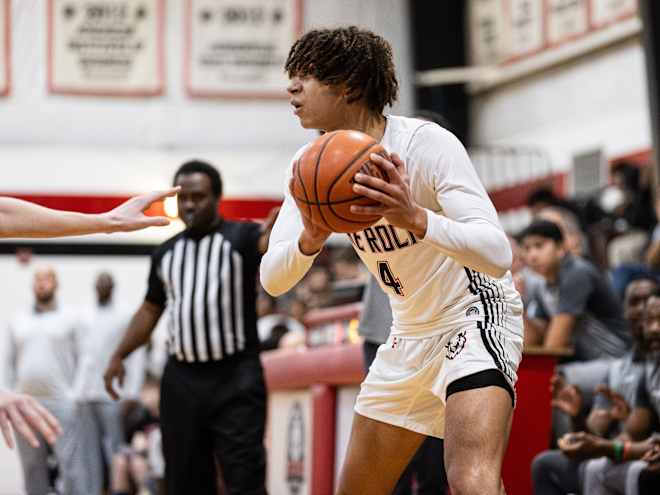 COMMIT ALERT: Tennessee basketball lands 2025 guard Clarence Massamba