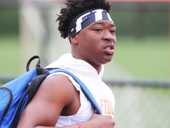 Coveted running back returning to earn Clemson offer