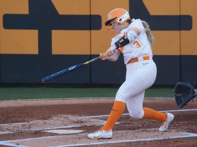 Tennessee softball roundup: Lady Vols sweep former assistant coaches