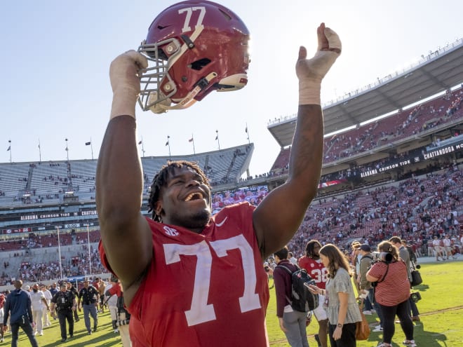 Alabama offensive lineman Jaeden Roberts set to return next season