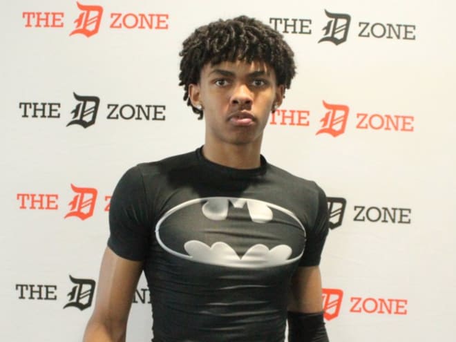 2021 WR Andrel Anthony Hopeful For Notre Dame Offer