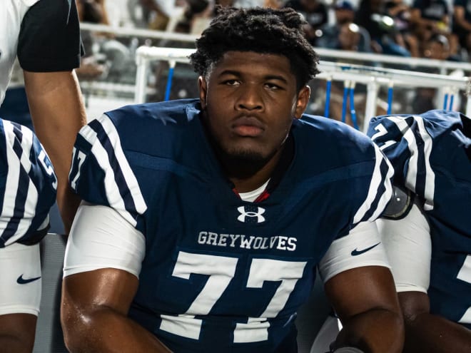 OL Troy Pless enjoys recent visit to watch the Longhorns