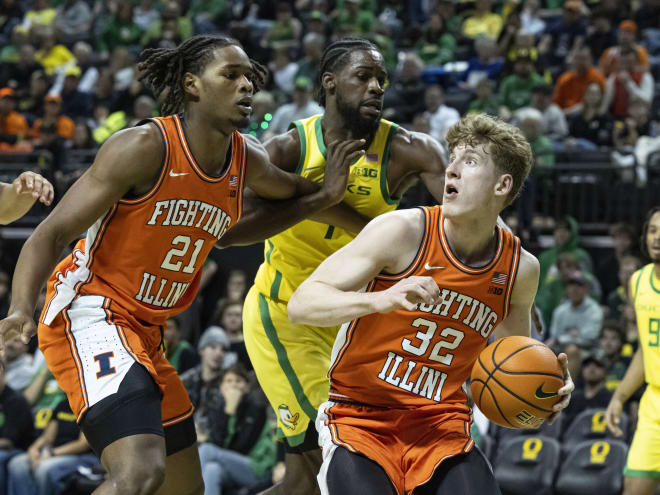 Illinois gets signature road win with blowout of No. 9 Oregon