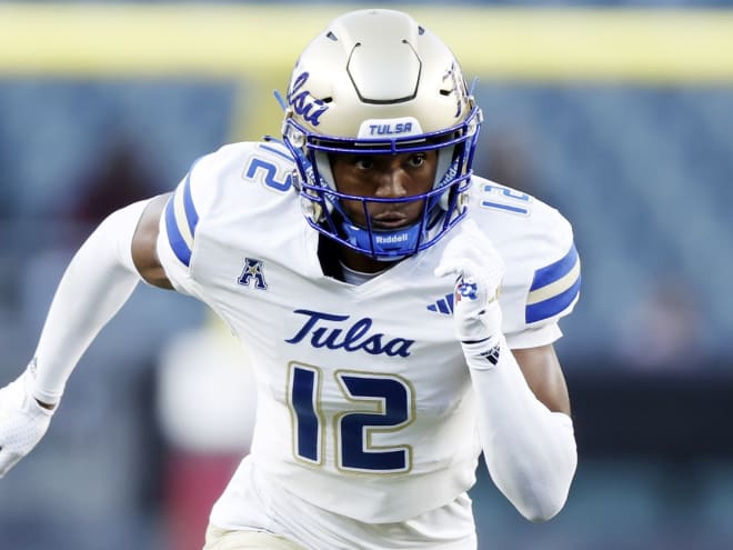 Tulsa falls at South Florida, 63-30