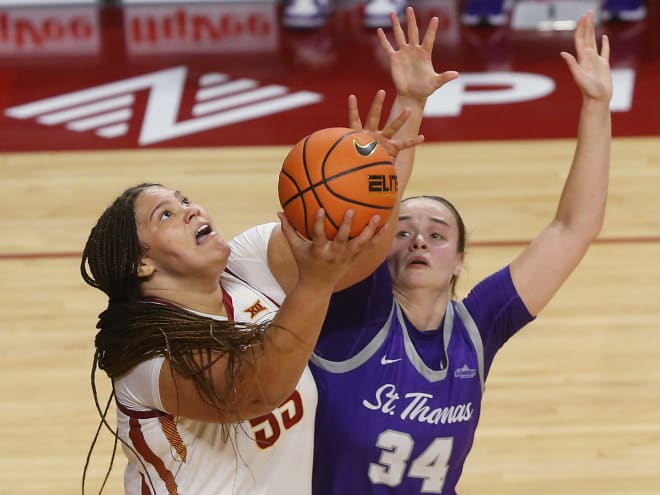 Cyclones roll past St. Thomas, move to 4-0