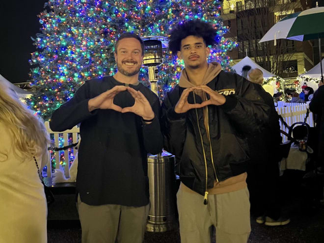Dan Lanning visits 5-star Oregon QB commit Dante Moore