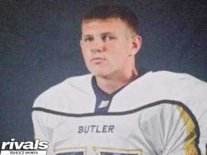 Badgers slide into Jake Kradel's top group after Monday's offer