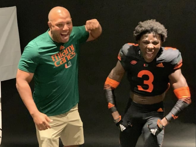 10-hour overnight drive for S.C. WR pays off with Saturday Cane offer