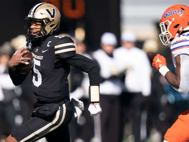 Mississippi State bolsters QB depth with Vanderbilt transfer Mike Wright