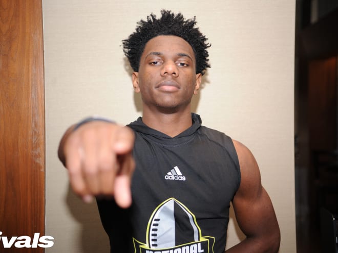 WR Malik Nabers lists UK among favorites