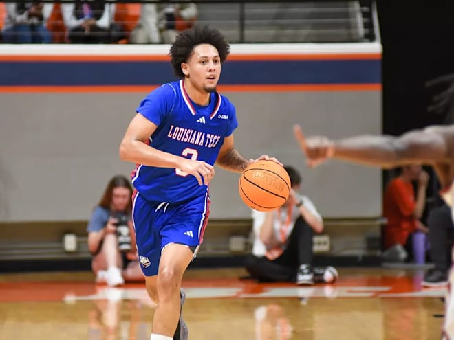 Bulldogs dominate Bearkats in Huntsville