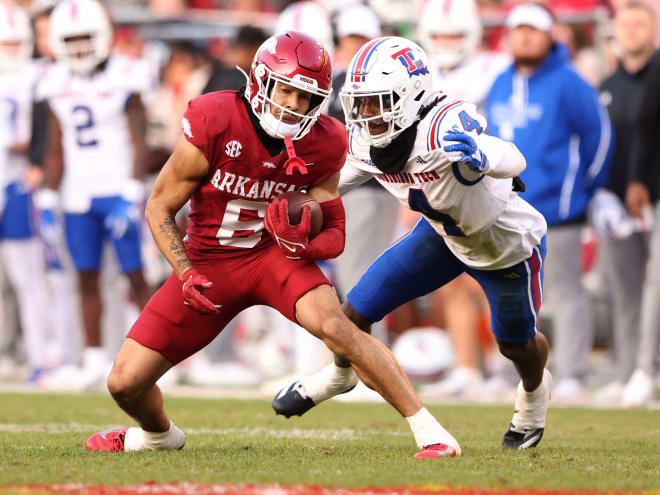 Sooners land former Arkansas receiver Isaiah Sategna