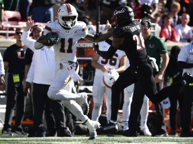 QB Cam Ward and WR Sam Brown honored by ACC for week 8 performance