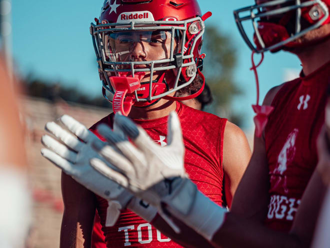 Q&A with Sweetwater wide receiver Jose Quintero