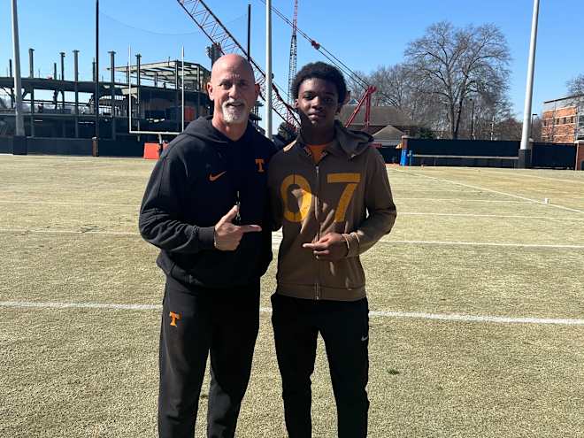 2028 DB Braylen Bedford visits Tennessee football and leaves with an offer