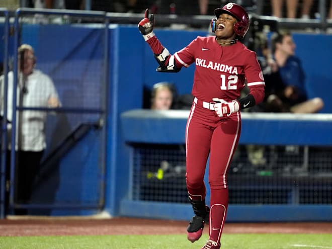 Oklahoma sophomore OF Maya Bland enters transfer portal