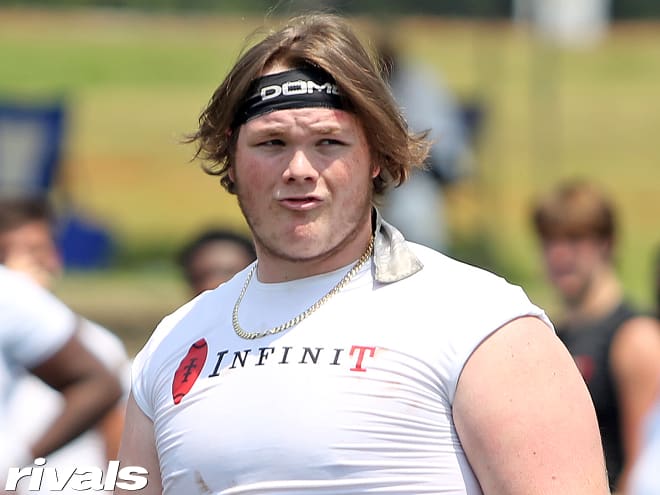 3-star O-lineman Griffin Scroggs has solid bond with Army coaching staff