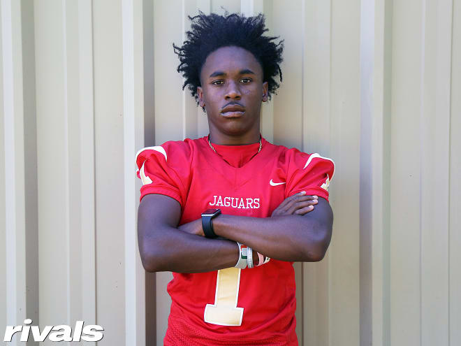Coveted 2022 DB talks UF offer, already has a close bond with Dan Mullen