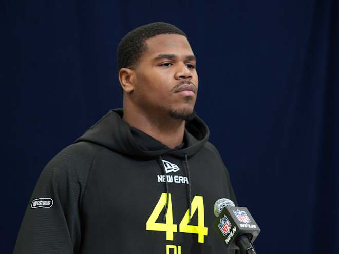 NFL Draft: Abdul Carter's medicals show stress fracture in foot