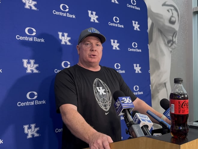 UK Football Practice Notebook - Oct. 31