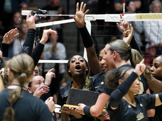 Volleyball rides hot streak into Mackey for Saturday blockbuster