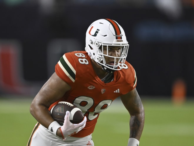 Oregon State Hosting Miami Transfer TE Riley Williams