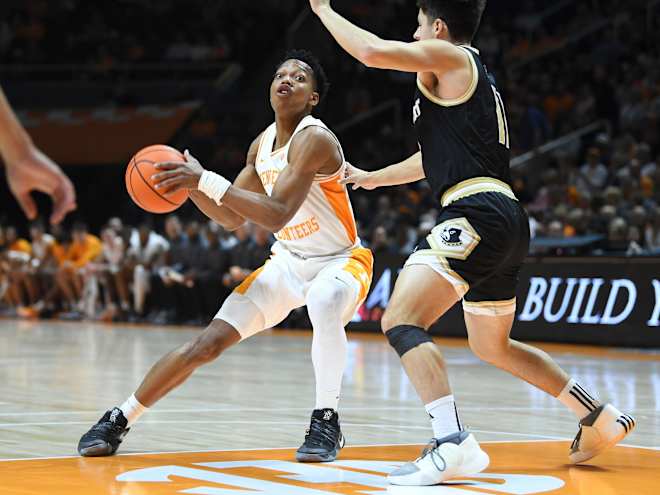 Three thoughts on what Rod Clark said before Tennessee plays Wofford