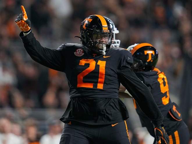 Tennessee football DL Omari Thomas signing with Saints