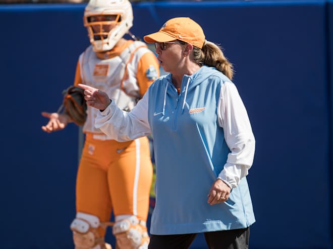 Tennessee softball coach Karen Weekly addresses tampering rumors