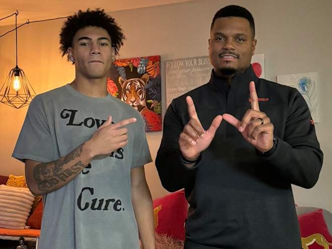 Wisconsin Badgers Commitment 101: Three-star WR Tayshon Bardo