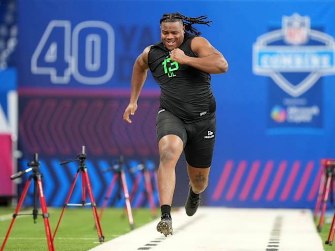 Minnesota's Aireontae Ersery puts on impressive performance at NFL Combine