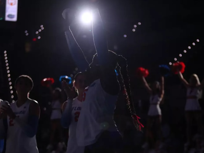 No. 18 Florida Volleyball Falls in Three to No. 7 Texas