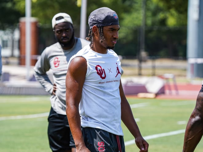 Opening up the mailbag on 2025 commits: sleepers, leaders and more