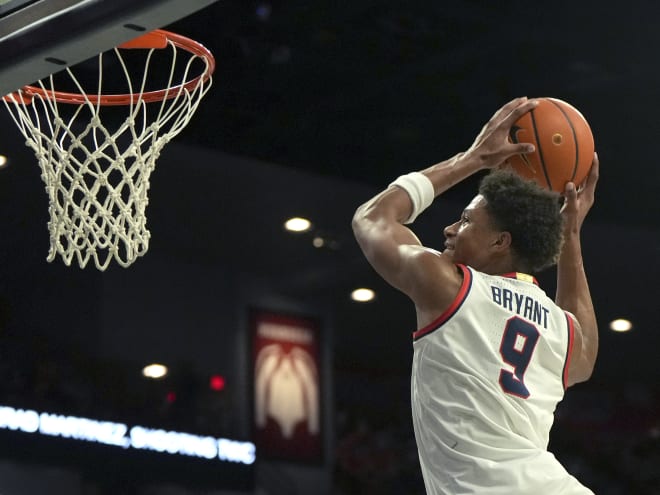 Arizona basketball moves up one spot in latest AP Poll