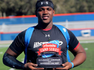 4-Star OL Talks Recent Visit To Carolina