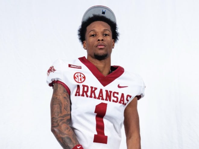 Fresno State transfer wide receiver signs with Arkansas