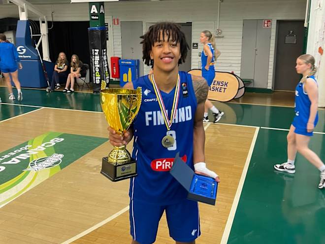 2026 guard Aron Jelani Towa talks West Virginia offer