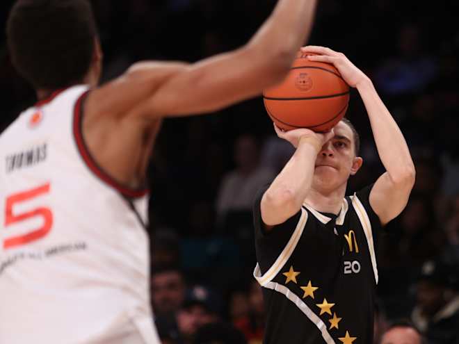5-star guard, former Tennessee target Darius Adams reopens recruitment