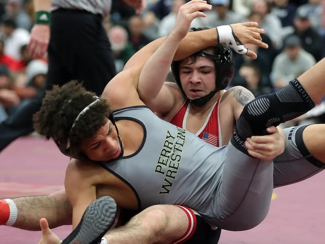 Elite grappler Bo Bassett sets final four, announcement details