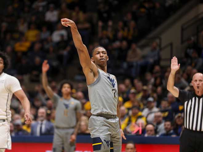Javon Small drafted to the Memphis Grizzlies in second round of NBA Draft