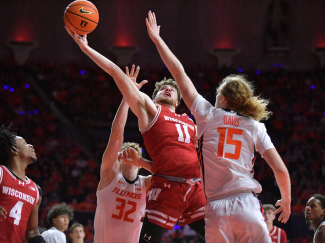 Preview: No.11 Wisconsin Hosts Illinois to Start Three-Game Homestand