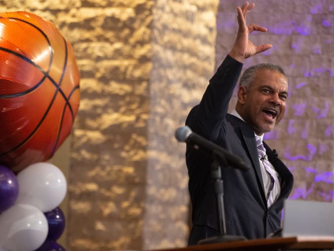 The latest on some of Jerome Tang’s top targets: Basketball Notebook