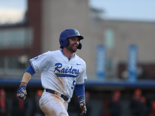 Middle Tennessee splits Opening Day doubleheader