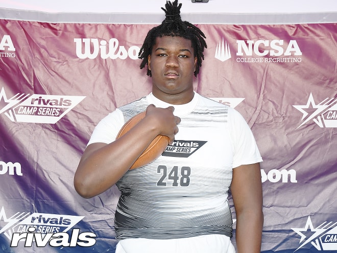 2026 OL Malik White describes 'great' Syracuse camp 2026 OL Malik White describes 'great' Syracuse camp