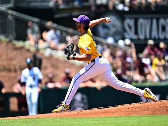 Relief pitching costs LSU as Texas A&M erases two-run deficit in the eighth
