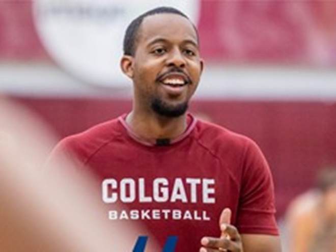 Illinois announces new assistant basketball coach Camryn Crocker