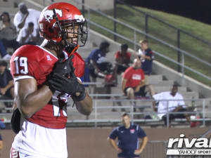 Top DE K'Lavon Chaisson continues examination of OU, Texas