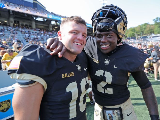 The Army Black Knights explode on the Villanova Wildcats, 49-10